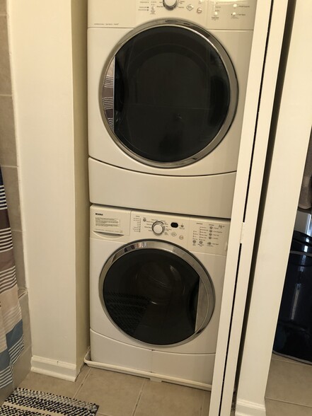 In-unit Washer & Dryer - 5931 Walnut St