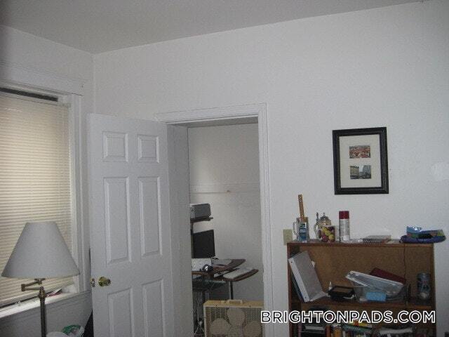 Building Photo - 33 Egremont Rd