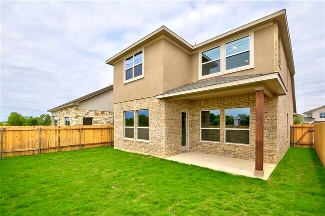 Building Photo - 1265 Summerbrooke Cir