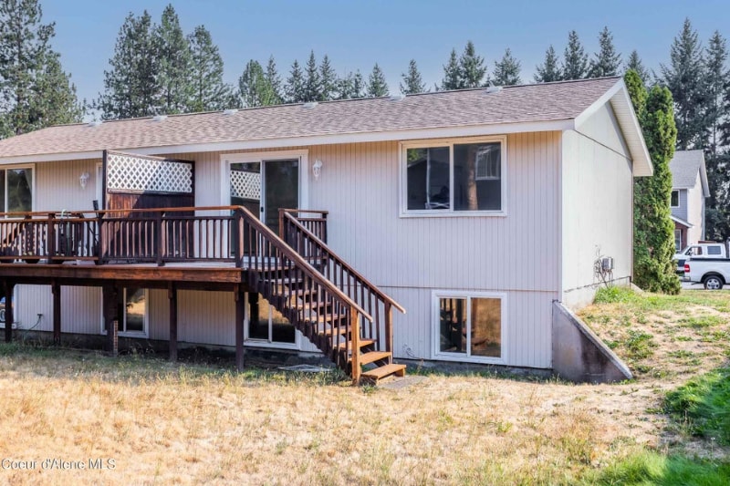 Building Photo - 919 E Spruce Ave