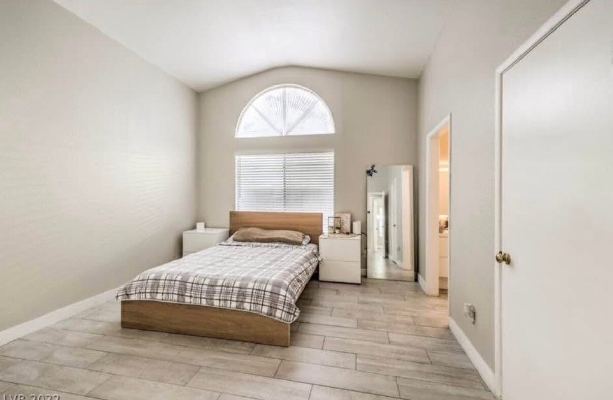 Building Photo - 7041 Harbor View Dr