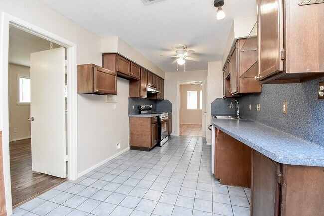Building Photo - 22814 Coriander Dr