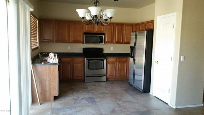 Building Photo - 6919 S 50th Dr