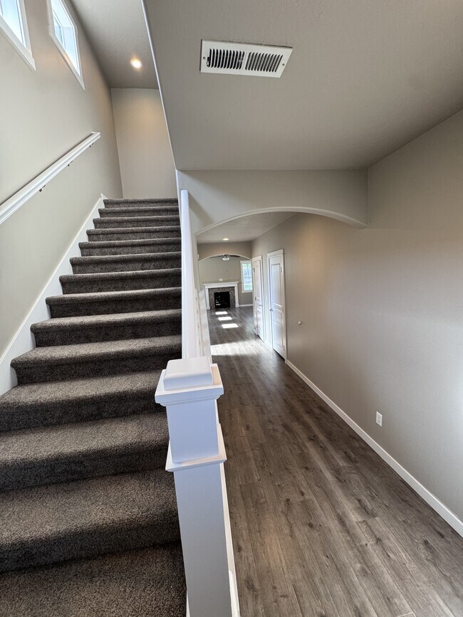 Building Photo - 9543 W Goldenpond Ct