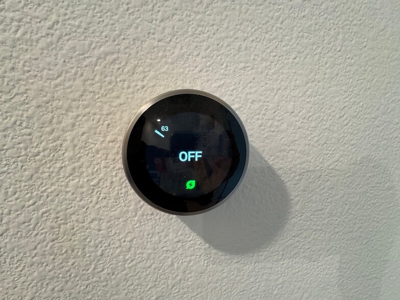 Building Photo - 9887 MacArthur Blvd