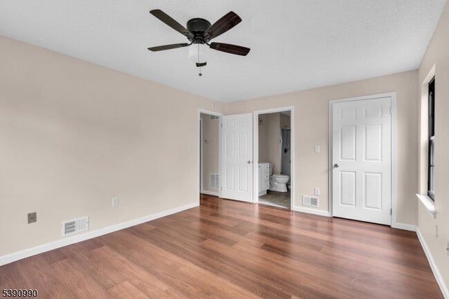 Building Photo - 96 Fisher Dr
