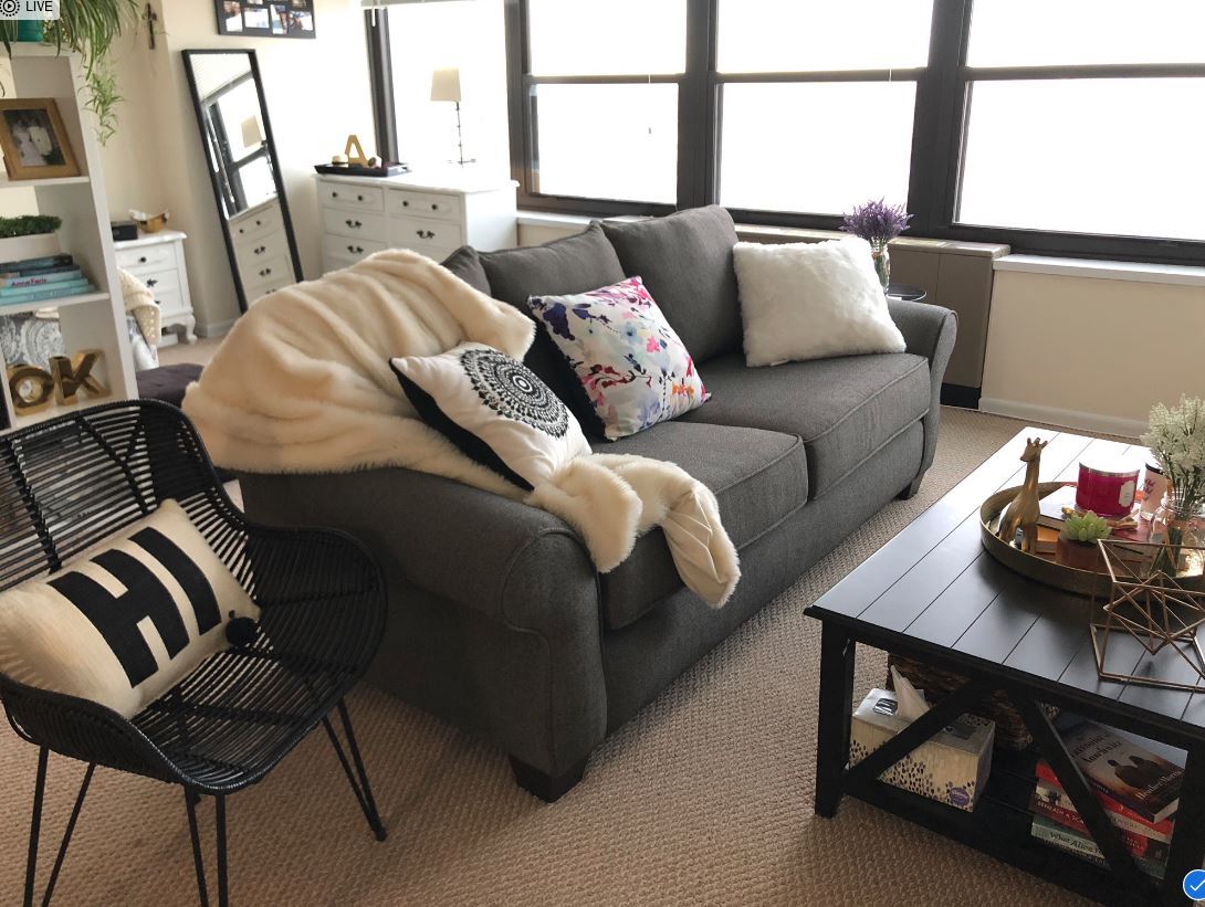 Building Photo - 1560 N Sandburg Ter