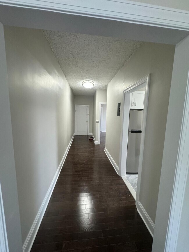 Building Photo - 53 Terhune Ave