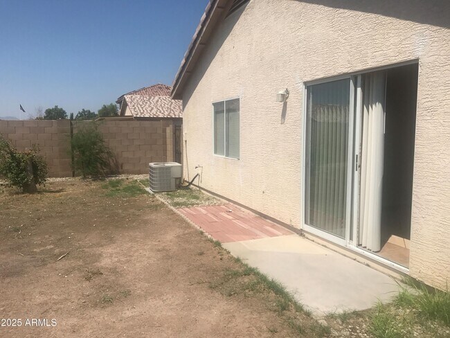 Building Photo - 11829 W Shaw Butte Dr