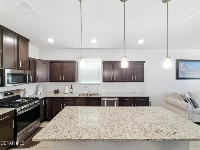 Building Photo - 1664 Sam Dominguez