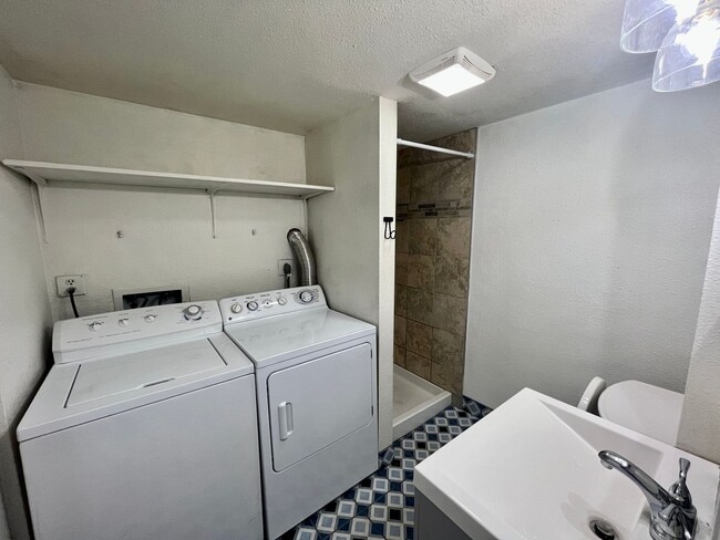 Building Photo - 1434 Territory Trail