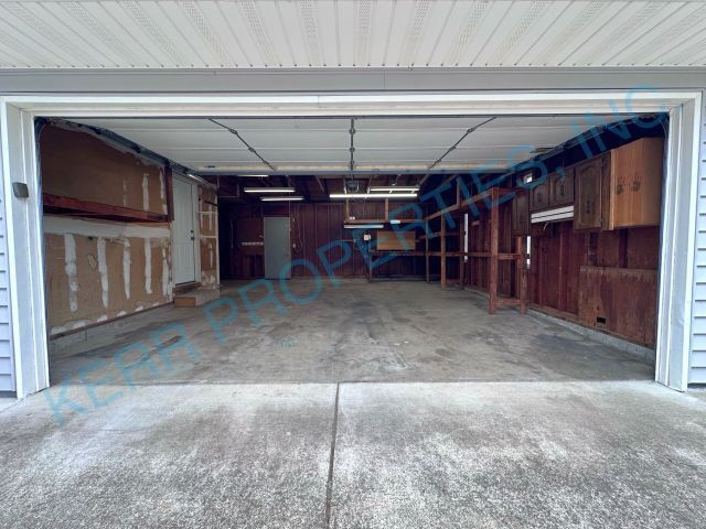 Building Photo - 23010 SE Naomi Ct