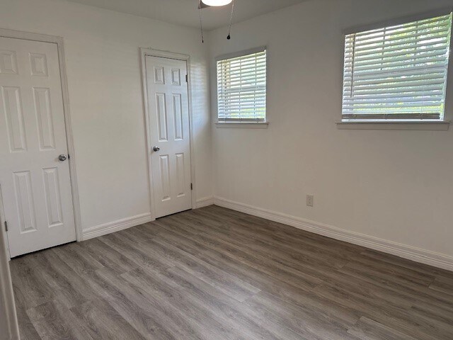 Building Photo - 119 Talisman St