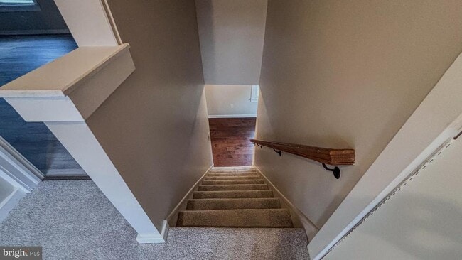 Building Photo - 28 S Lenola Rd