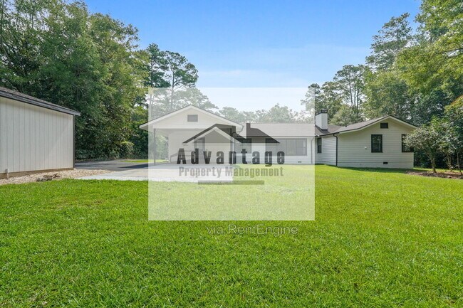 Building Photo - 1099 Pine Valley Rd
