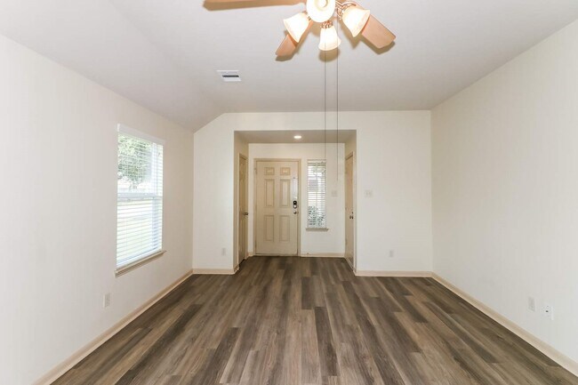Building Photo - 931 Frontera Ct