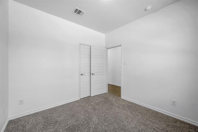 Building Photo - 2225 Barx Dr