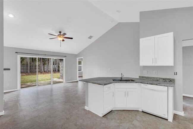 Building Photo - 115 Brunswick Ln