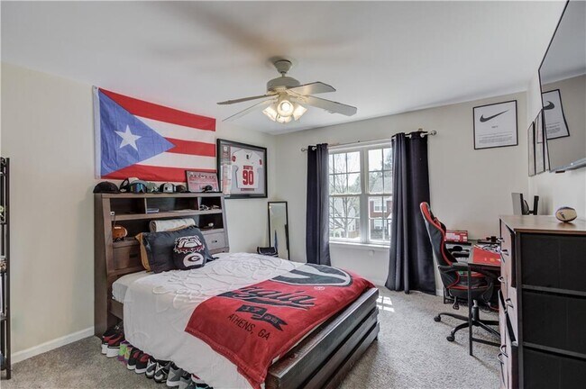 Building Photo - 5135 Amberden Hall Dr