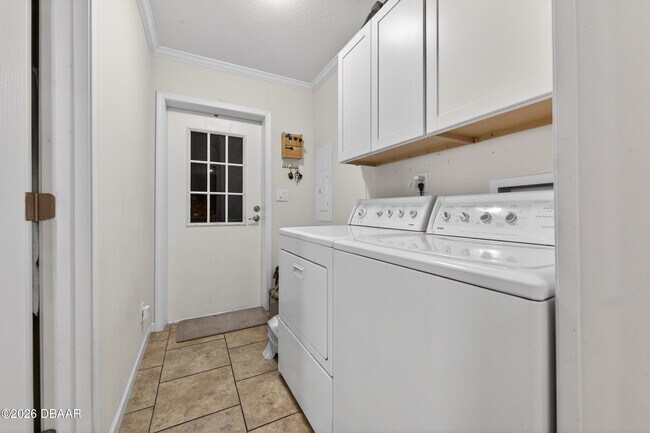 Building Photo - 56320 Cherry Tree Rd