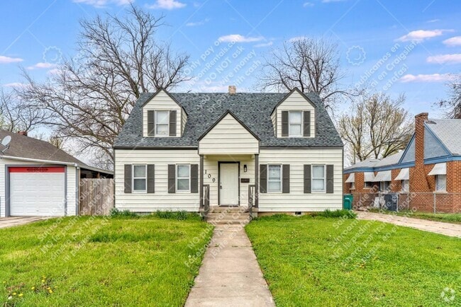 Building Photo - 1109 SW 26th St