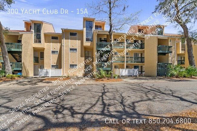 Primary Photo - 300 Yacht Club Dr