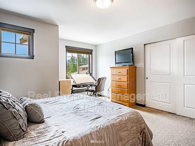 Building Photo - 4352 Castlerock Dr