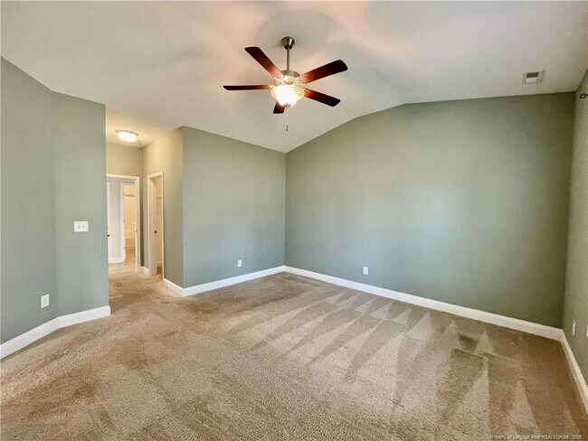 Building Photo - 279 Cromwell Ct
