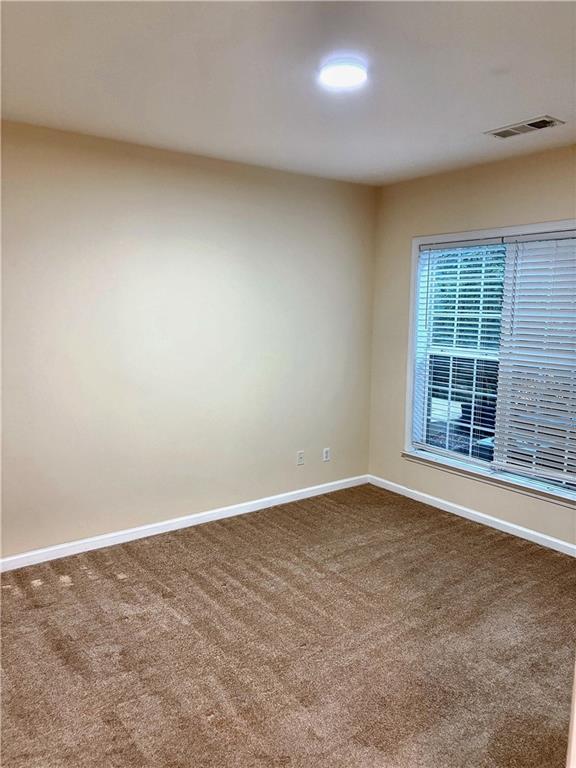Building Photo - 1370 Thornborough Dr