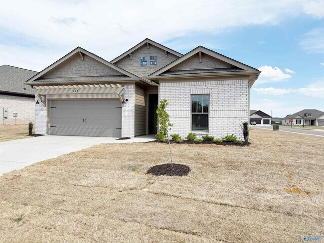 Building Photo - 202 Stockyard Cir