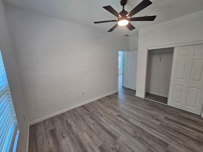 Building Photo - Modern Home, Centrally Located to St. Andrew's, Lynn Haven & PCB!  *SPECIAL: 1/2 OFF 1st Month's ...
