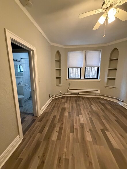 Building Photo - 4827 N Damen Ave