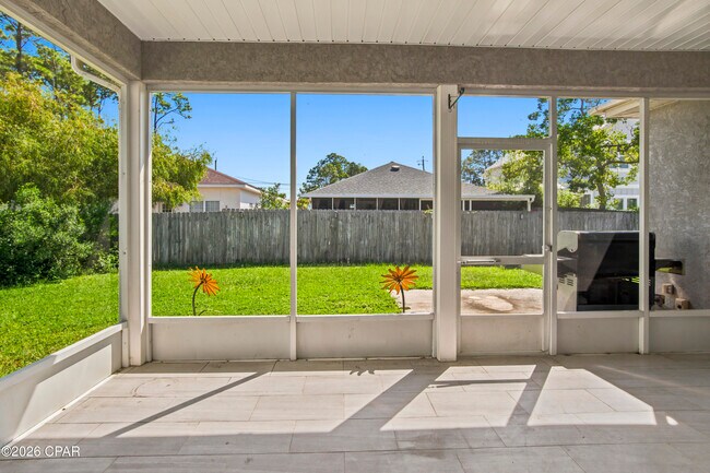 Building Photo - 22811 Panama City Beach Pkwy