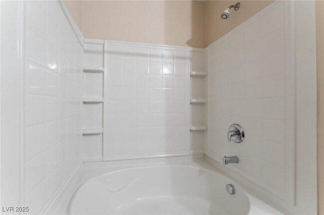 Building Photo - 9169 Column Ct