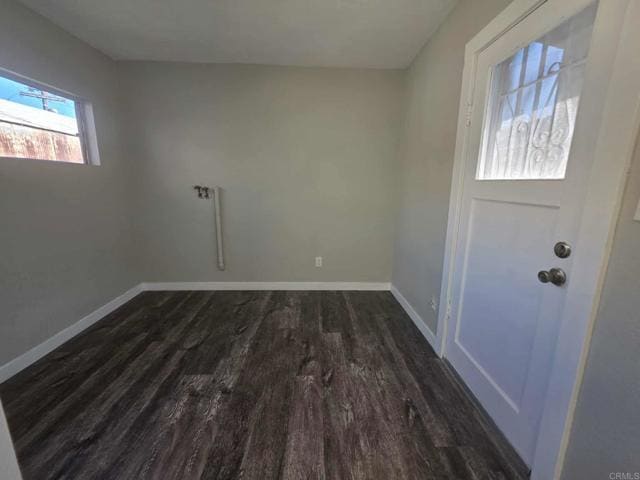 Building Photo - 2661 Commercial St