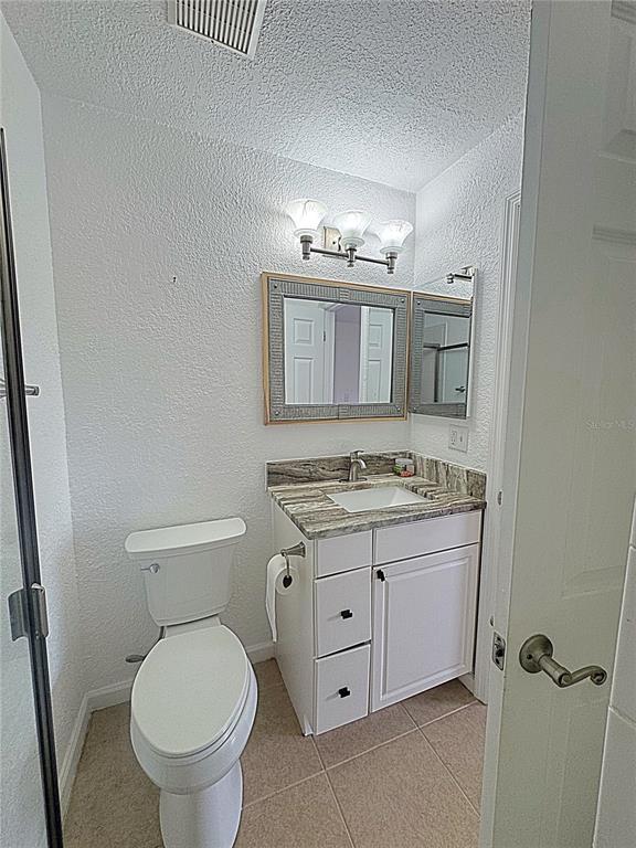 Building Photo - 12261 Sailwinds Dr