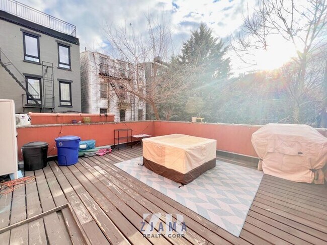 Building Photo - 1 bedroom in BROOKLYN NY 11216