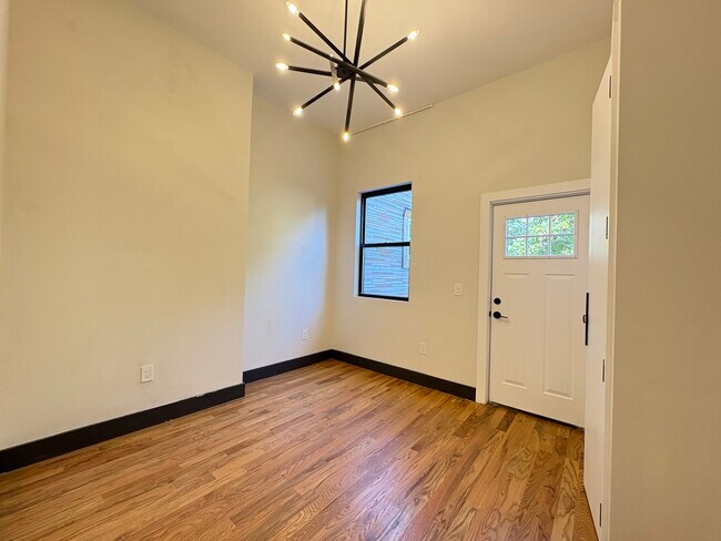 Unit 1 - 604 Palisade Ave