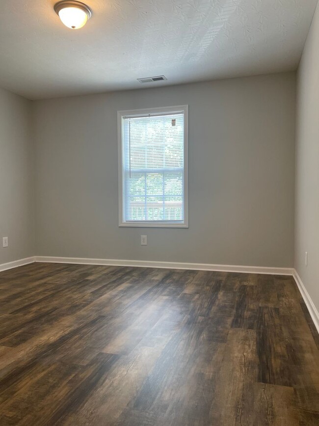 Building Photo - Upper Stone Apartments
