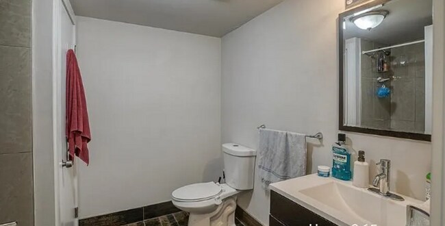 Building Photo - 1725 W Montgomery Ave