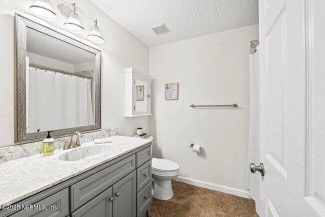 Building Photo - 75 Jardin De Mer Pl