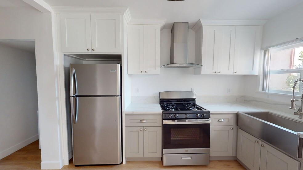 Interior Photo - Lyman Place Apartments