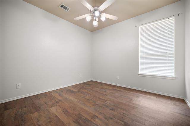 Building Photo - 4208 Glen Garden Dr