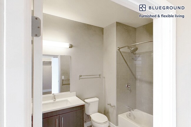 Building Photo - 1 Nashua St