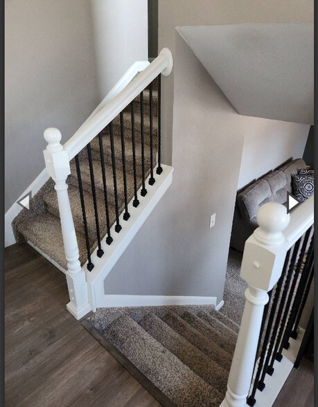 Building Photo - 7015 Woody Creek Dr