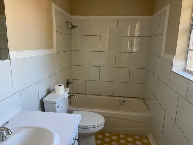 Building Photo - 7650 Harbor Dr