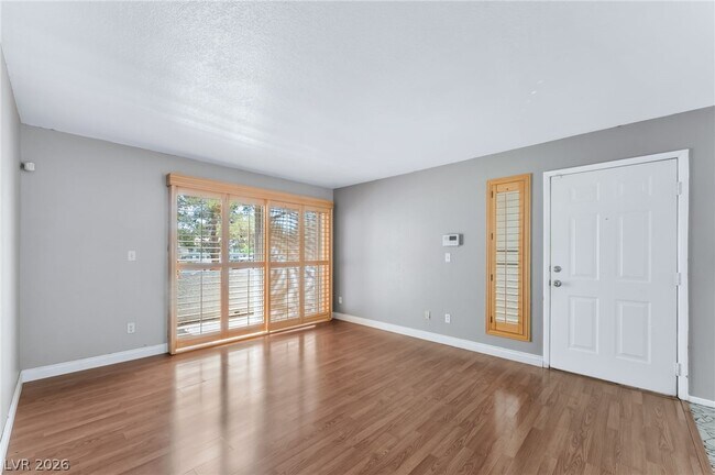 Building Photo - 3125 Casey Dr