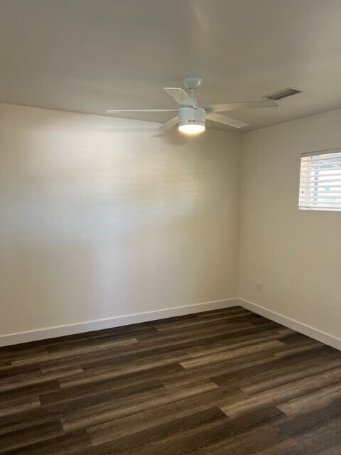 Building Photo - 746 W Turney Ave, Apt 9