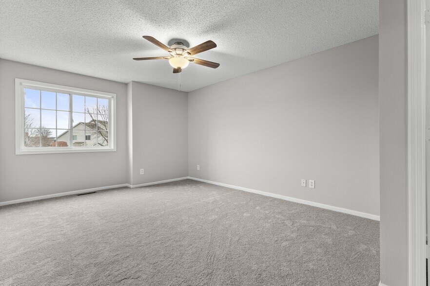 Building Photo - 17303 Wilderness Cir SE