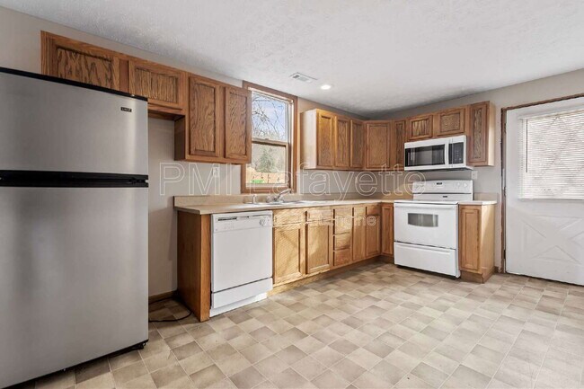 Building Photo - 617 Oregon St